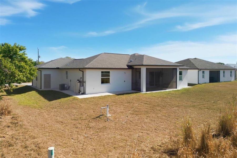 Exterior details and patio area of a home in , North Port (Image 3).