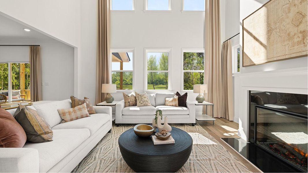 3768 Fairmont Family 2of3 F1 Base3 050925 3768 Fairmont Family 2of3 F1 Base3 050925