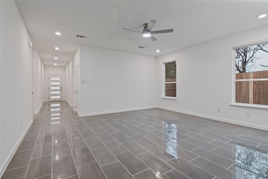 Unfurnished room with ceiling fan