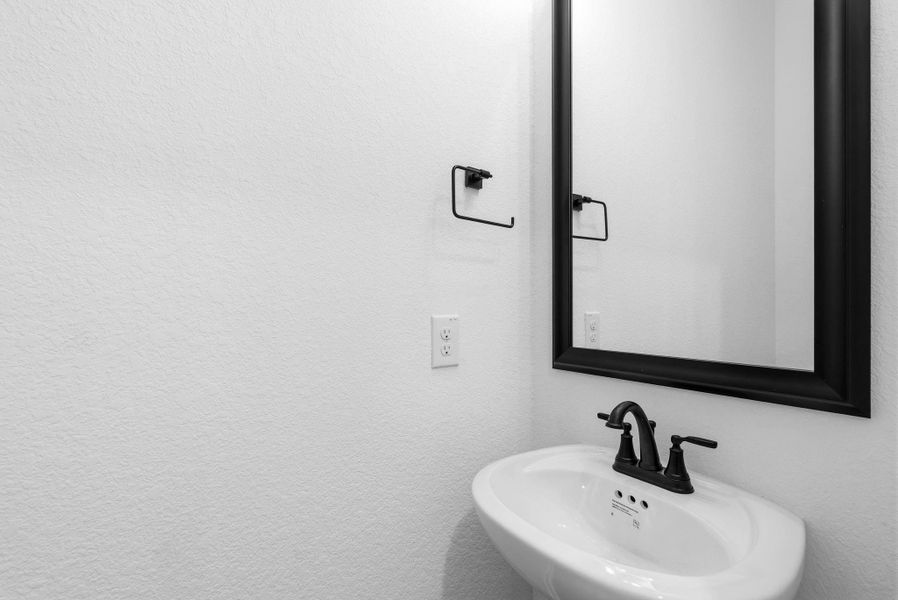 Close-up of interior finishes inside a home in Woodforest, Montgomery (Image 14). Close-up of interior finishes inside a home in Woodforest, Montgomery (Image 14).