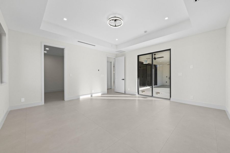 34 Master Bedroom 03