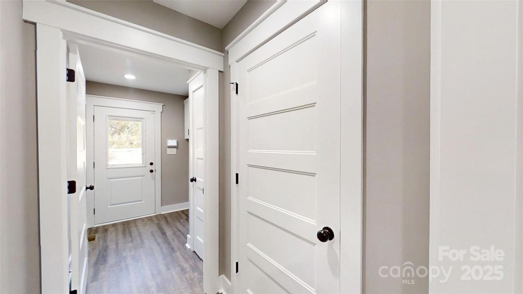 Spacious, unfurnished interior of a new home in , Lawndale (Image 9).