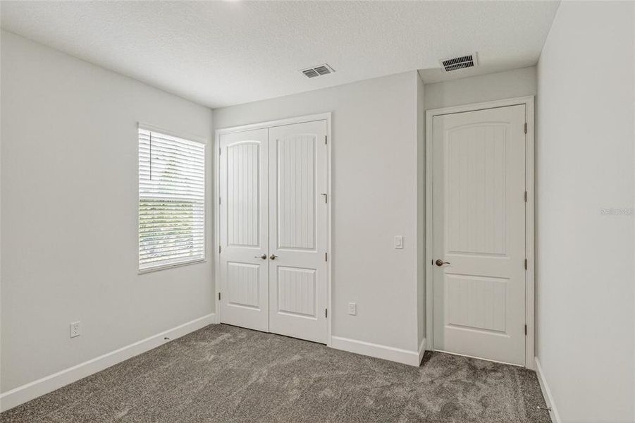 Spacious, unfurnished interior of a new home in , Palm Bay (Image 41).