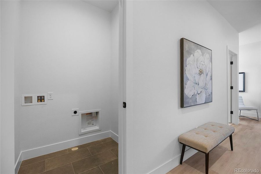 Spacious, unfurnished interior of a new home in , Denver (Image 24).