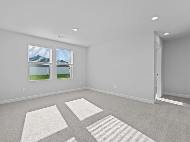 Spacious, unfurnished interior of a new home in Chatham Forest, Duncan (Image 16).