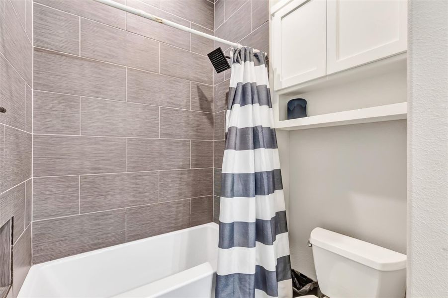 Image 35 of a home in . Image 35 of a home in .