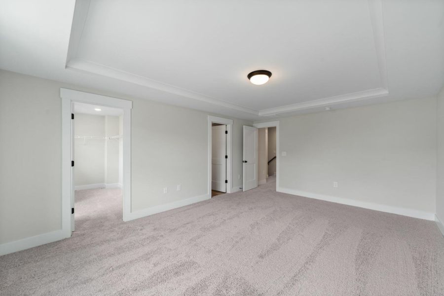 Spacious, unfurnished interior of a new home in Harbor Crossing, Greensboro (Image 27).