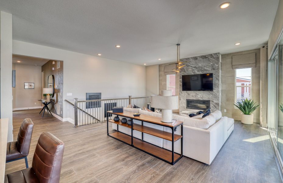 Furnished interior view inside a new home in Sterling Ranch, Littleton (Image 5).