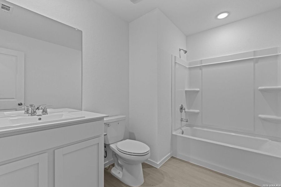 Furnished interior view inside a new home in Guadalupe Ridge, New Braunfels (Image 5).