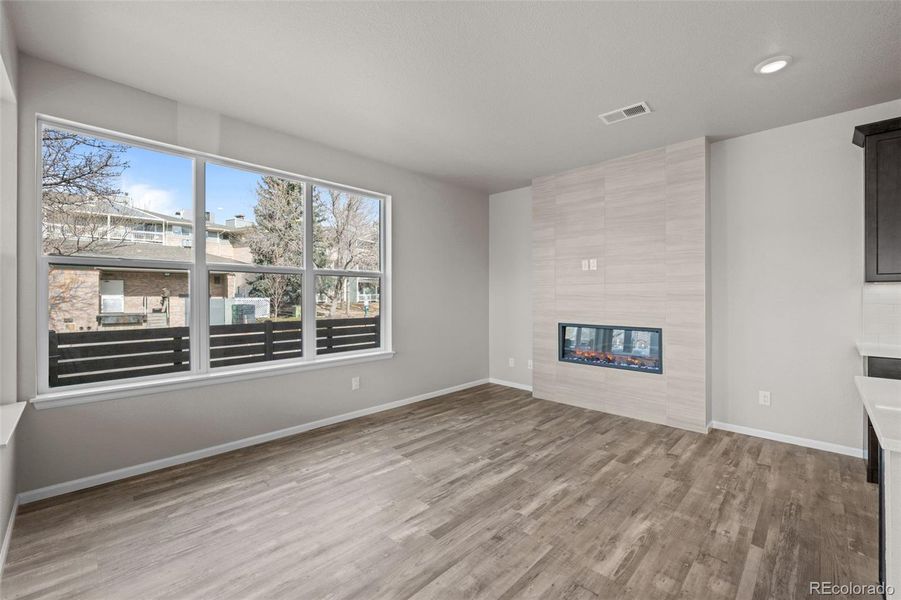 Spacious, unfurnished interior of a new home in Ralston Creek, Arvada (Image 30).