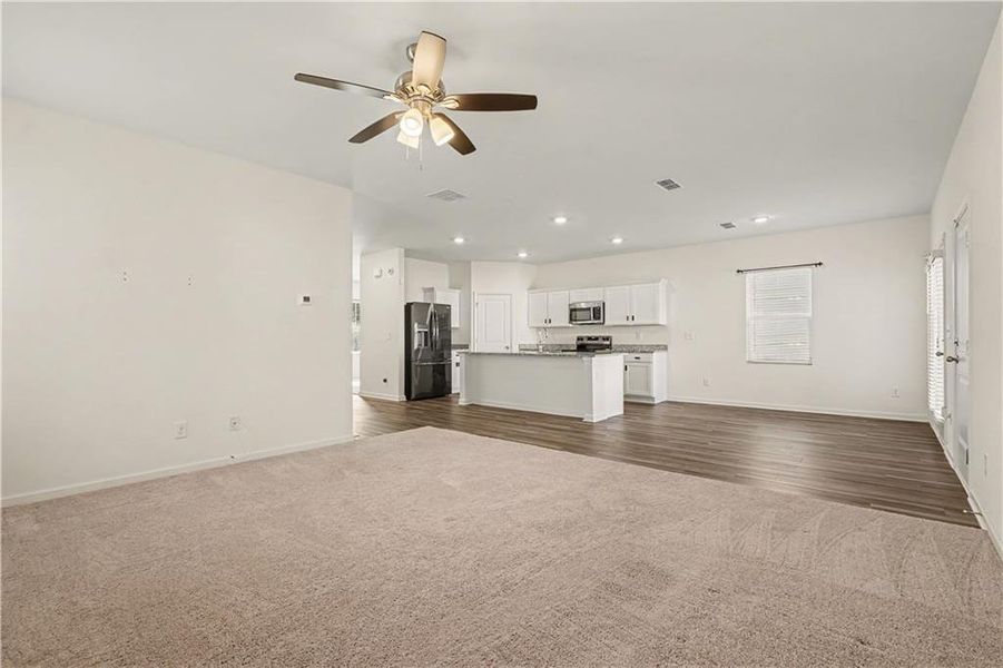 Spacious, unfurnished interior of a new home in Casteel, Bethlehem (Image 20).