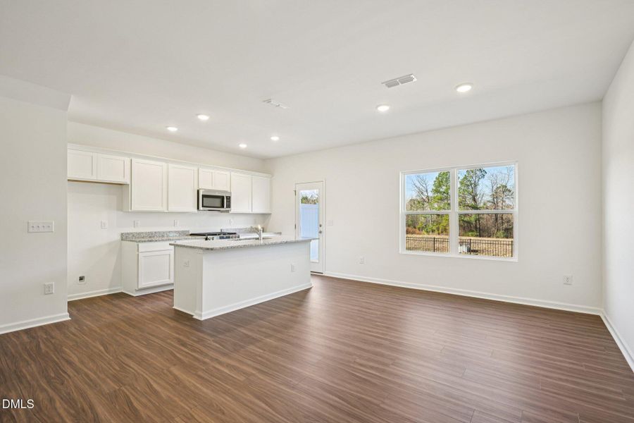 9-web-or-mls-Mirth Ct-S0801-009