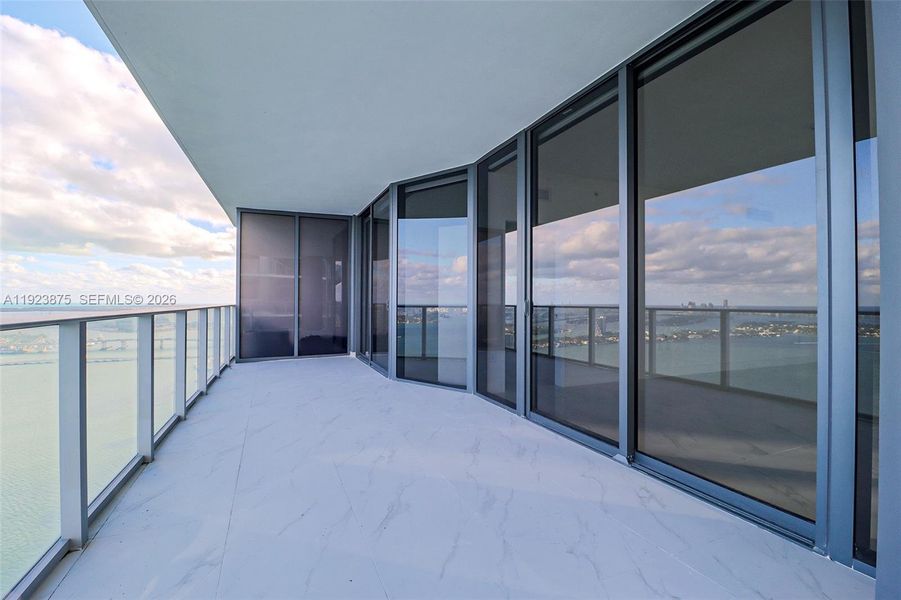 Exterior details and patio area of a home in , Miami (Image 32).