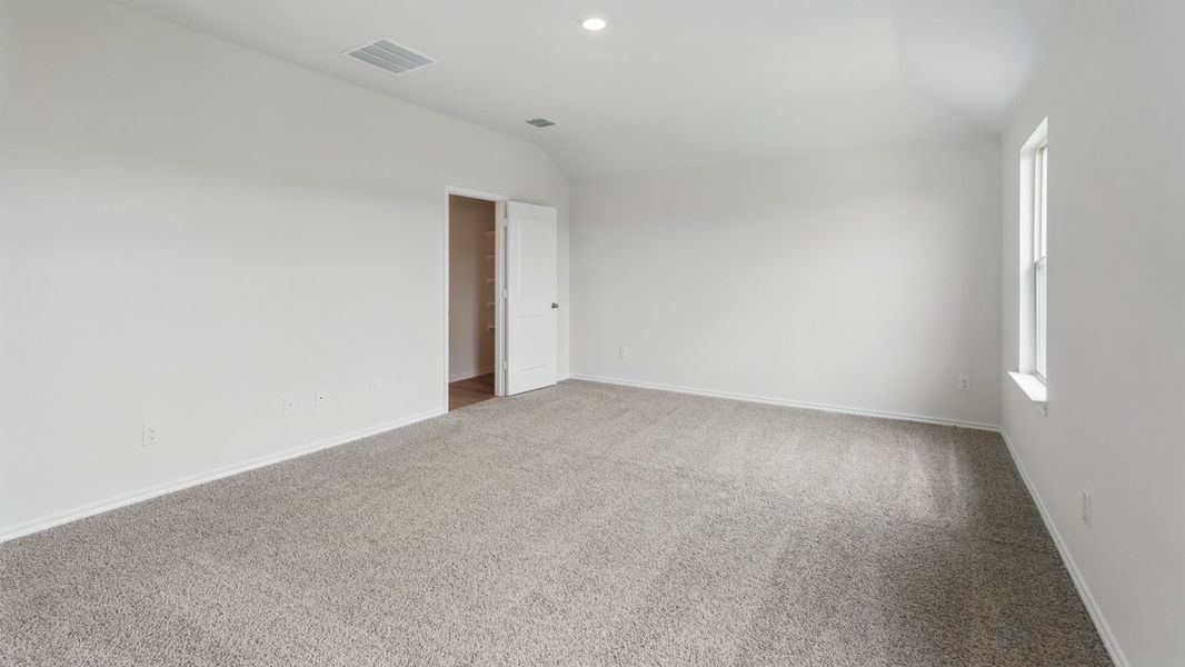 Spacious, unfurnished interior of a new home in Crane Crossing, Crandall (Image 15).