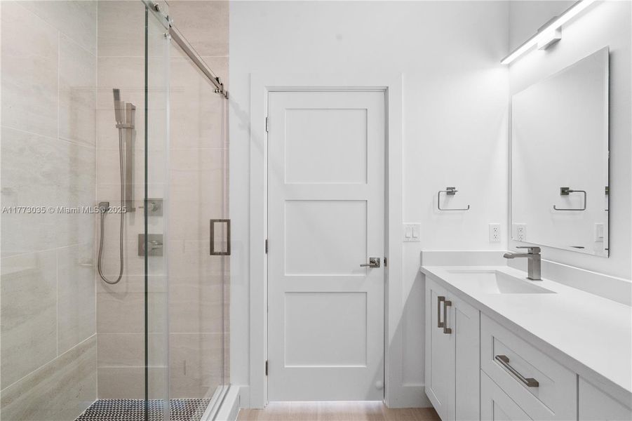 Furnished interior view inside a new home in , Islamorada, Village of Islands (Image 13).