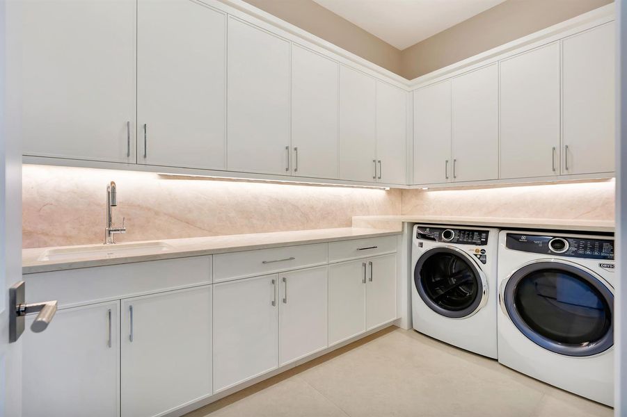 1st Floor Laundry 1st Floor Laundry