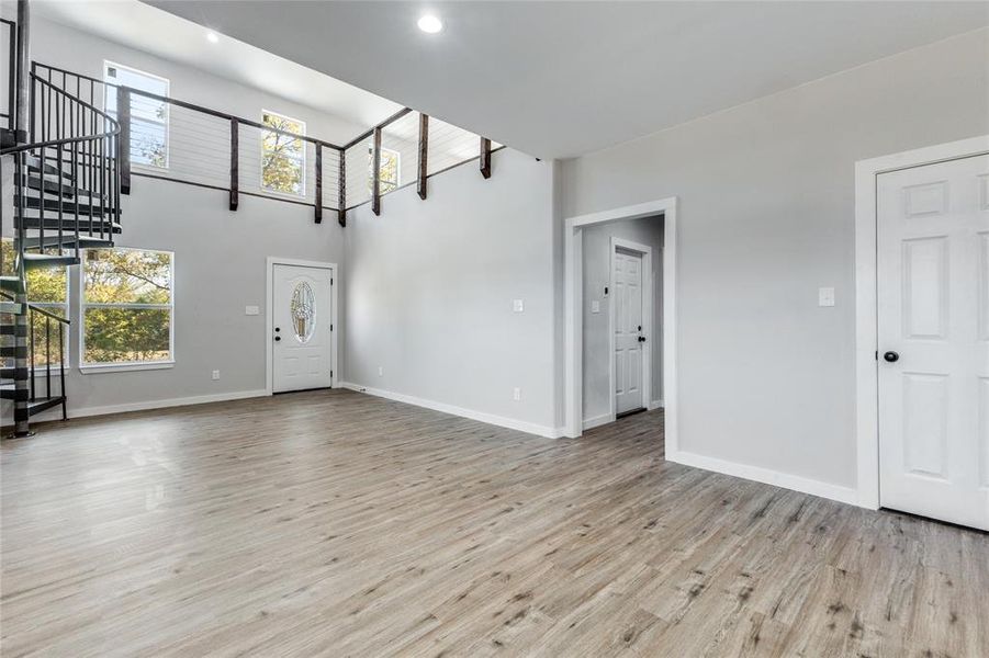 Spacious, unfurnished interior of a new home in , Randolph (Image 18).