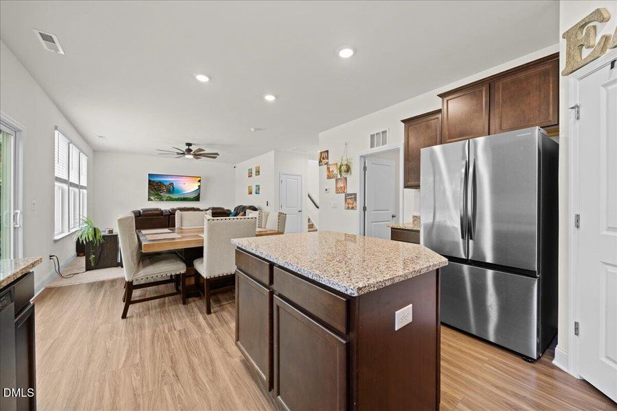 17-2A1A0163 17-2A1A0163