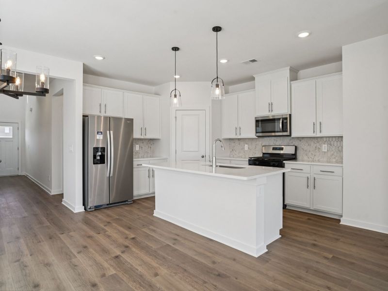 Furnished interior view inside a new home in Bear Springs, Columbia (Image 4).