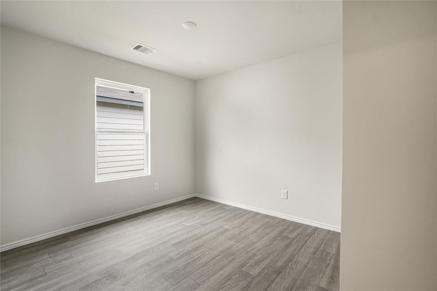 Spacious, unfurnished interior of a new home in Santa Fe, Cleveland (Image 10). Spacious, unfurnished interior of a new home in Santa Fe, Cleveland (Image 10).