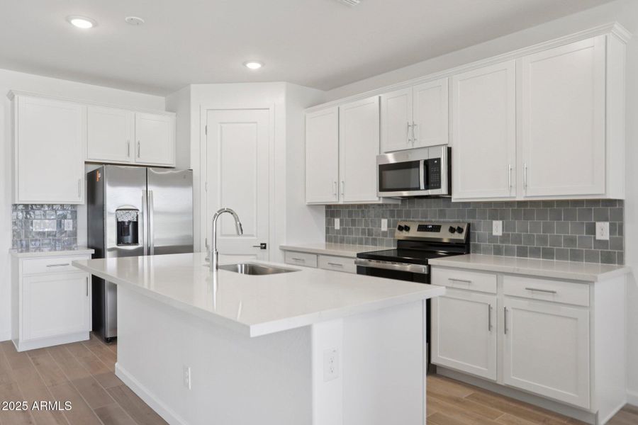 8-web-or-mls-La Senda Dr W-S2409-008 8-web-or-mls-La Senda Dr W-S2409-008