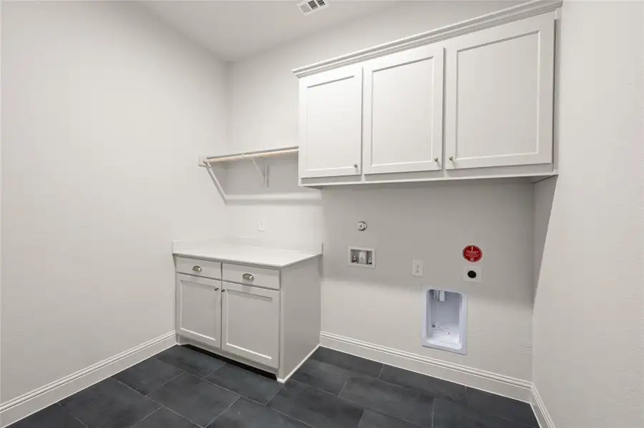 Furnished interior view inside a new home in BridgeWater - Phase 1, Midlothian (Image 4).