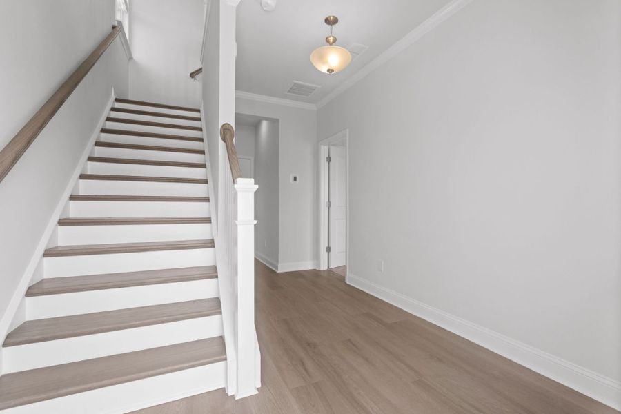 Spacious, unfurnished interior of a new home in Lakeside Townes at Riverlights, Wilmington (Image 21).