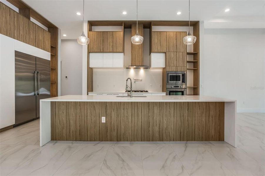 Furnished interior view inside a new home in , Montverde (Image 7).