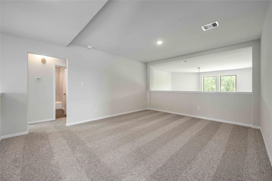 Spacious, unfurnished interior of a new home in Barton Place, Cleveland (Image 29).