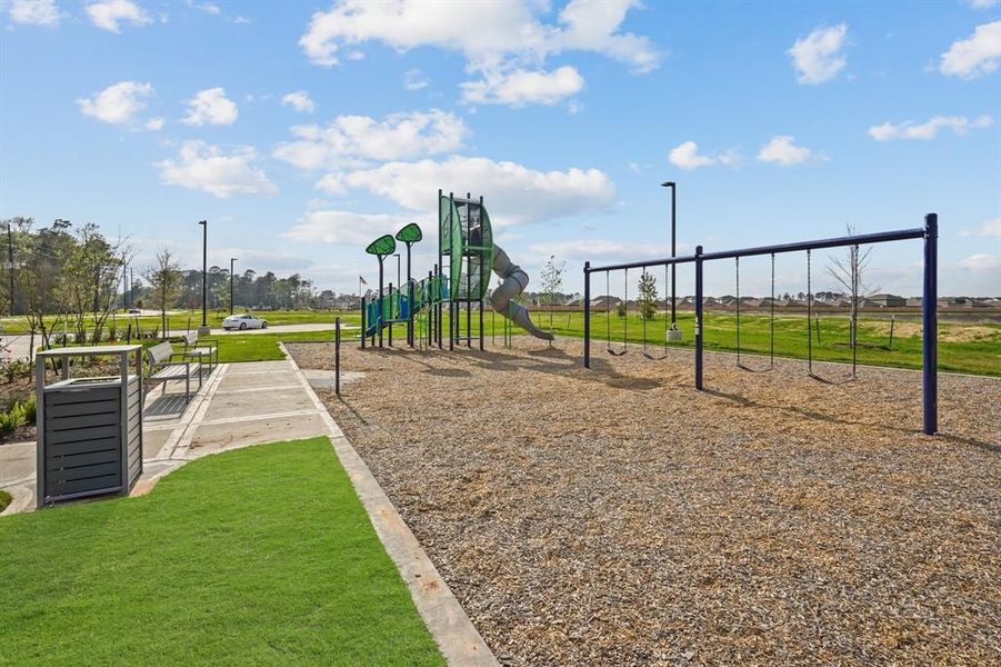 Image 8 of a home in Breckenridge Forest.