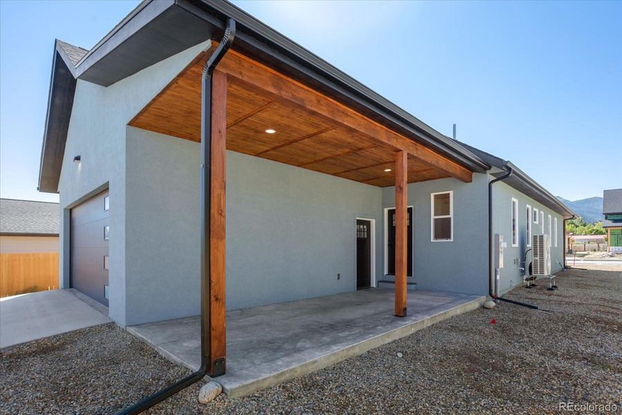 Back covered patio area