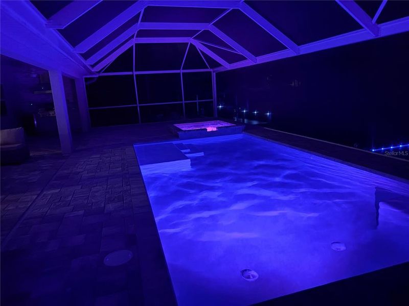 Community amenities in , Port Charlotte (Image 64).