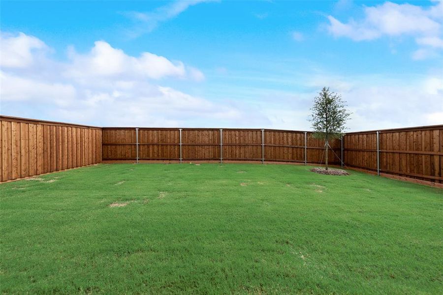 Image 30 of a home in Spiritas Ranch.