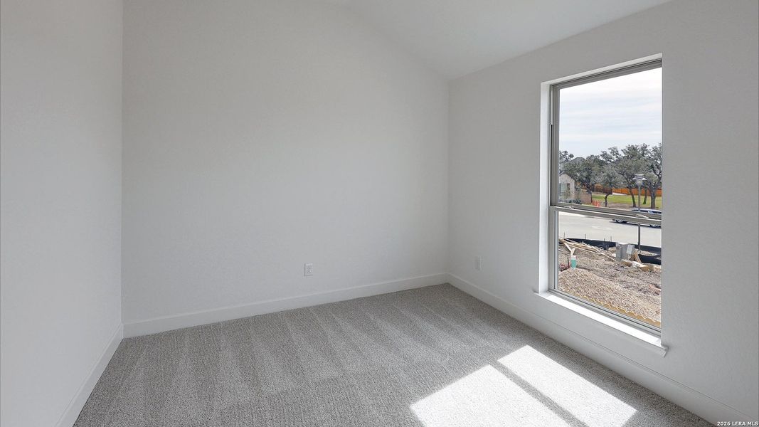 Spacious, unfurnished interior of a new home in The Ranches at Creekside, Boerne (Image 19).