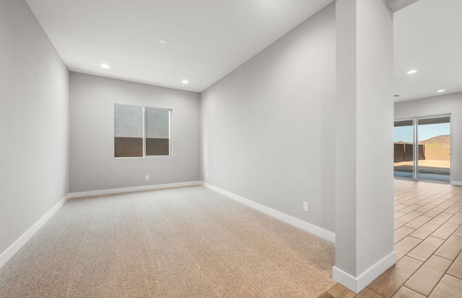 Spacious, unfurnished interior of a new home in Visara, Surprise (Image 22).