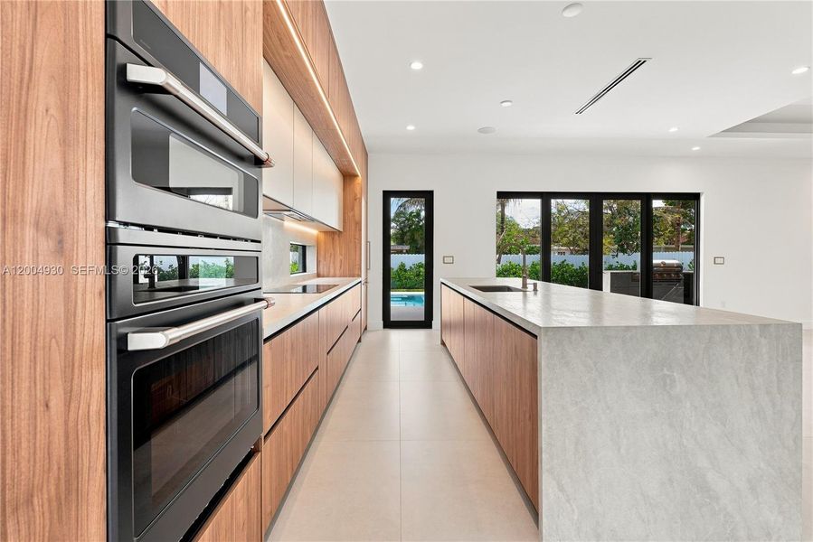 Furnished interior view inside a new home in , Miami (Image 6).