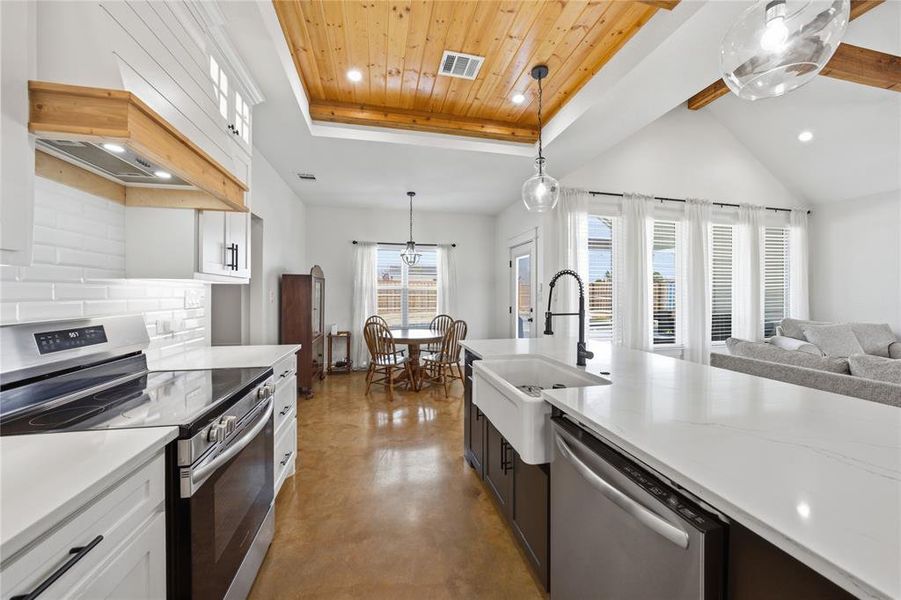 Furnished interior view inside a new home in , Mabank (Image 12).