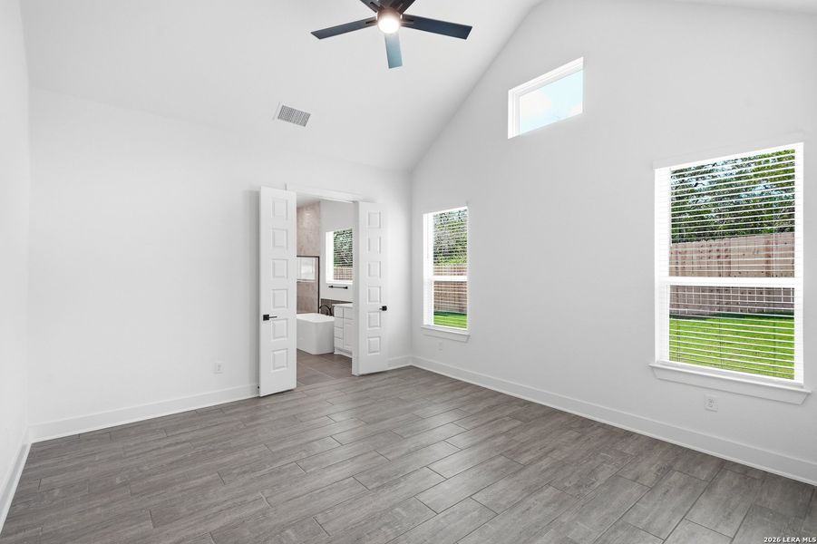 Spacious, unfurnished interior of a new home in The Reserve at Potranco Oaks, Castroville (Image 33).