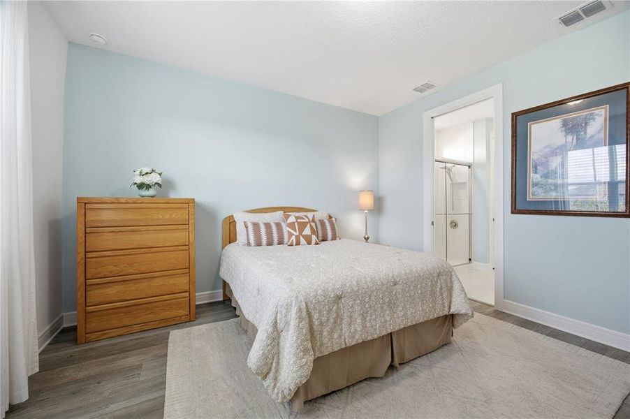 Furnished interior view inside a new home in , Ocala (Image 33).