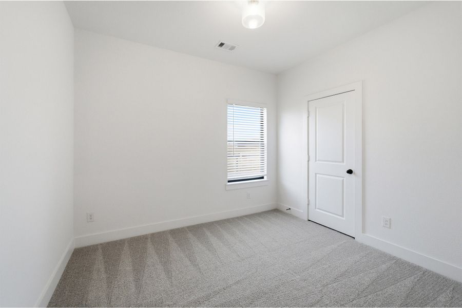 Spacious, unfurnished interior of a new home in Heartland, Crandall (Image 26).