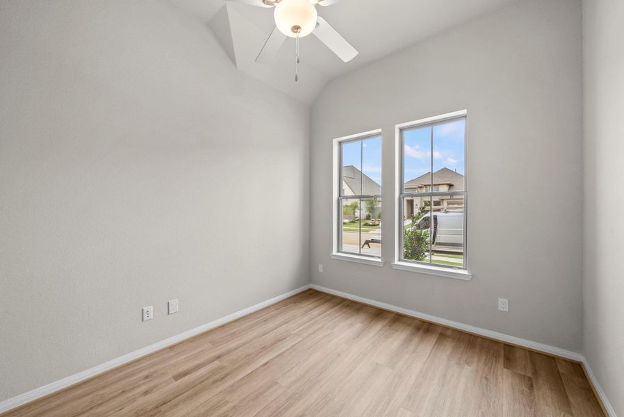 Spacious, unfurnished interior of a new home in Jubilee, Hockley (Image 20).
