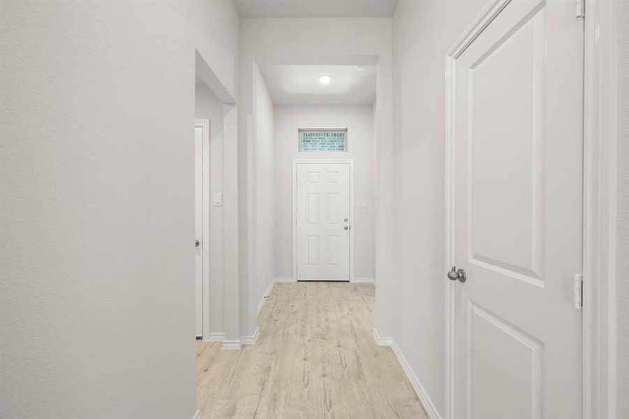 15004 Amantes- Entry-1