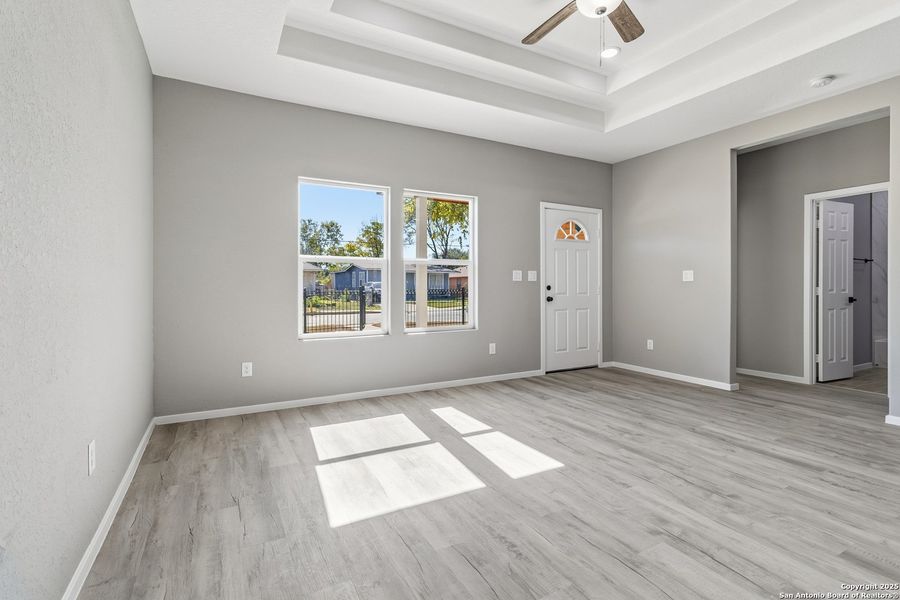 Spacious, unfurnished interior of a new home in , San Antonio (Image 26).