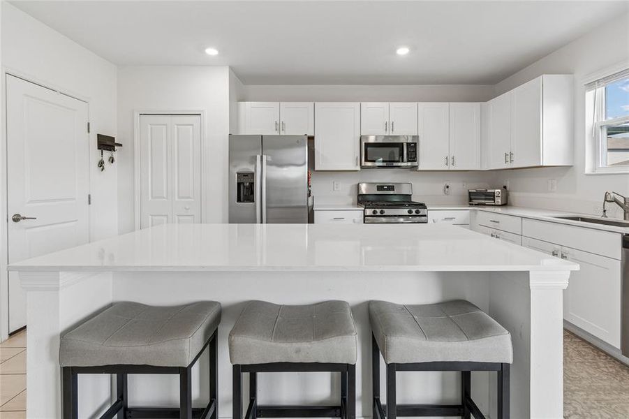 Furnished interior view inside a new home in , Land O' Lakes (Image 50).