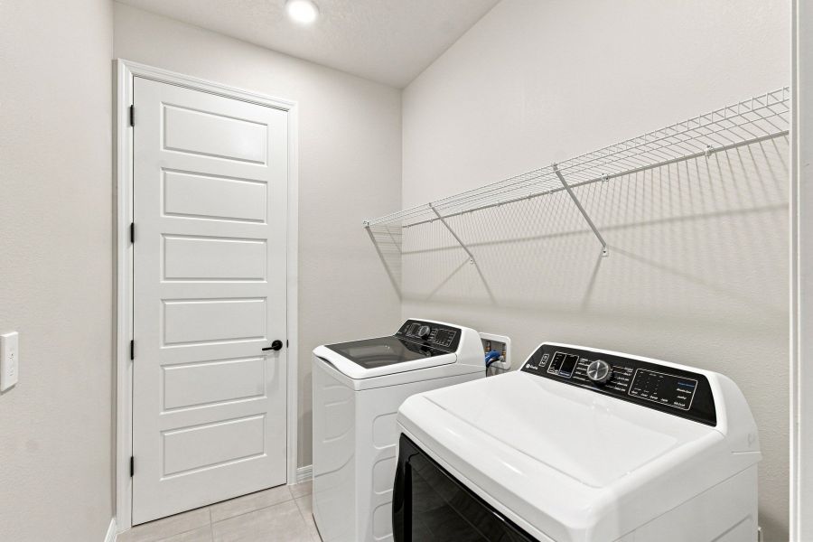 Close-up of interior finishes inside a home in Lakeside at Satilla, St. Cloud (Image 13).
