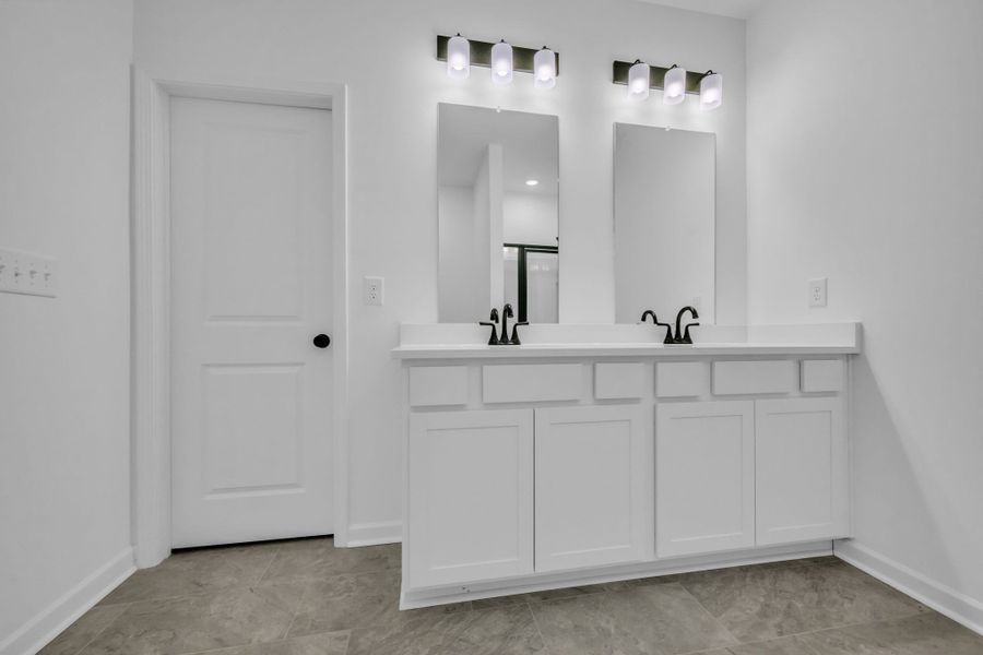 Furnished interior view inside a new home in Ironhorse, Dickson (Image 16).