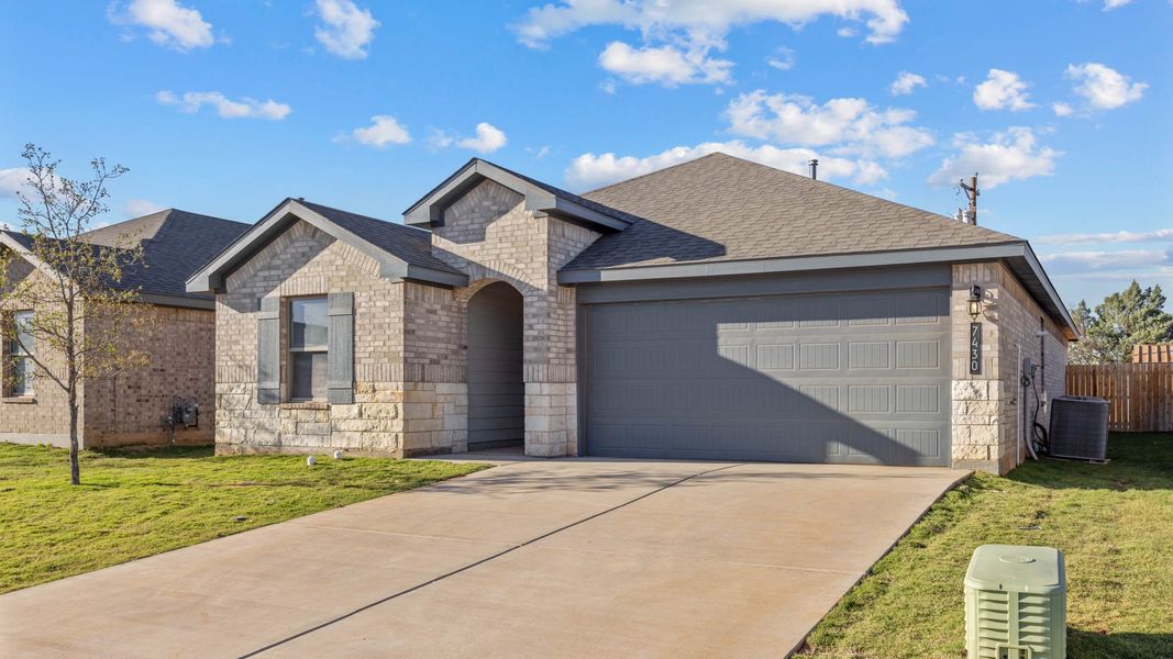 Representative exterior photo of a completed home built from the The Easton by D.R. Horton in Terra Vista, Lubbock, TX (Image 2).