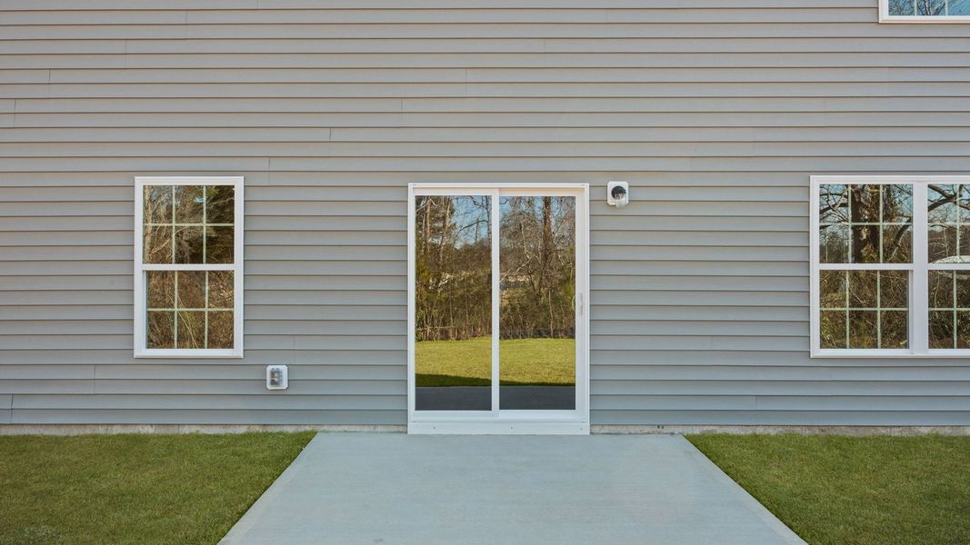 Exterior details and patio area of a home in Madeline Farm, New Bern (Image 19).