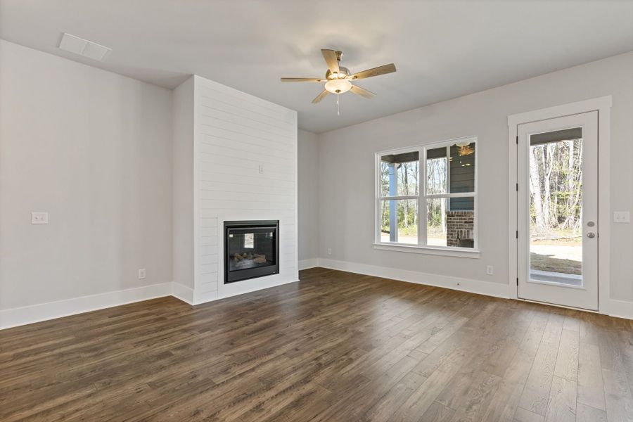 Representative unfurnished interior of a home built from the Danbury by Crawford Creek Communities in Red Bird Manor, Jefferson (Image 34).