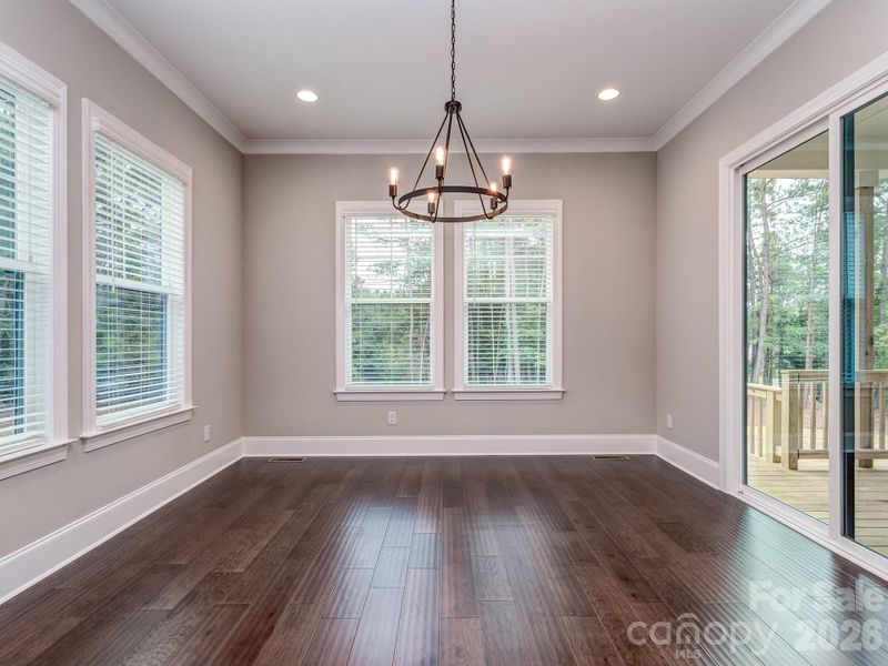 Spacious, unfurnished interior of a new home in , York (Image 38).